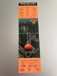 New York Knicks vs Cleveland Cavaliers unbenutztes Ticket 1. April 1993 - Bild 1 von 5