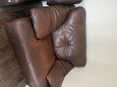 chateau d'ax 2005 large leather chair Cover