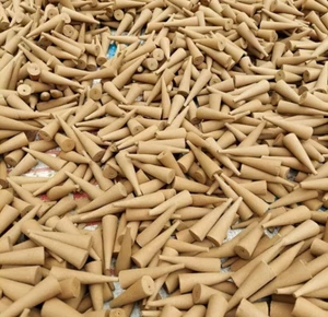 Venta al por mayor 1 kg de conos de incienso de madera de agar natural - más de 700 cogollos con aroma cálido - Imagen 1 de 7