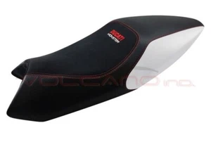 Ducati monster 696 / 796 / 1100 08-14 Volcano design Saddle cover Anti scivolo w - Picture 1 of 2
