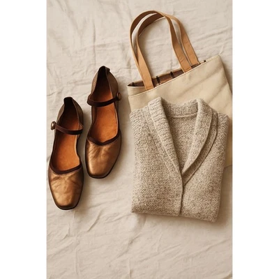 Zapatos planos de cuero bronce Gentle Souls Iso Jane para mujer Balletcore Mary Jane Lux Foto 1 de 4