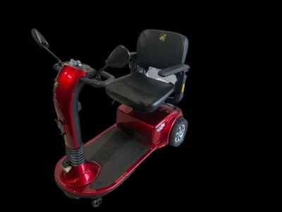 Golden Companion (3-wheel) Full Size Mobility Scooter GC340 - New Batteries - Image 1 of 4