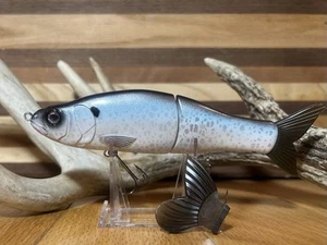 KO Megabass I-Slide 185 Custom Painted Swim bait/glide Bait - DNA Blizzard Shad - Picture 1 of 7