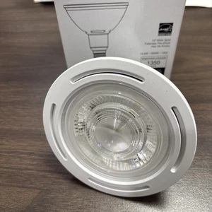 Sylvania 16W Wide Spot LED PAR38 with Medium Base- 3000K - Picture 1 of 4