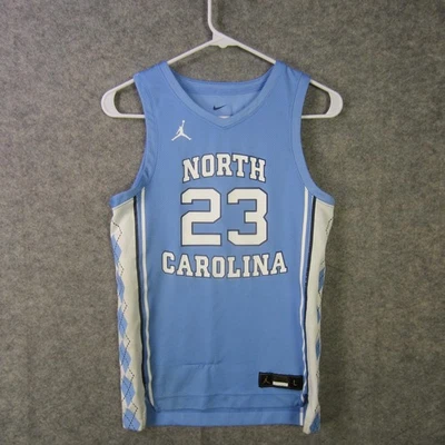 Camiseta North Carolina Tar Heels Juvenil Grande NCAA Baloncesto Michael Jordan 23 Ni Foto 1 de 4