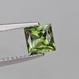 0.90 Cts Best Clean Lustrous 100% Natural Elbaite Tourmaline Loose Gemstone - Picture 1 of 5