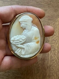 Lovely Antique Victorian Natural Shell Cameo 15ct Gold Brooch - Picture 1 of 8