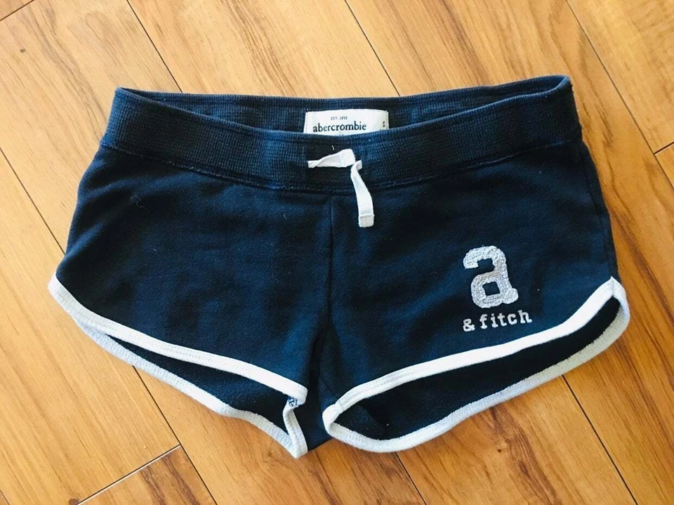 July Abercrombie girl cargo shorts navy blue cotton sailor surf sports | Small - Image 1 of 1