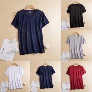 T-shirt fitness uomo Breathe Easy con comode maniche corte e taglio elegante - Picture 1 of 20