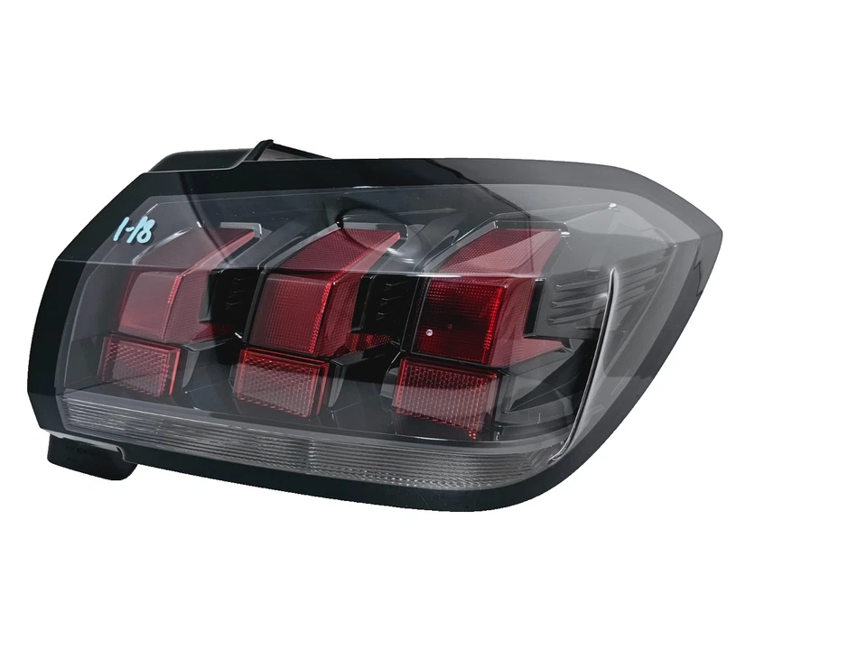 ⭐ Faro Stop Fanale Posteriore Destro per Peugeot 208 anno 2019 al 2022 ORIGINALE - Immagine 1 di 4