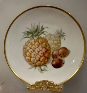 Thomas Bavaria Ananes W Stahelbeeren 8 1/2" plate 3205 35 Gold Trim - Picture 1 of 2