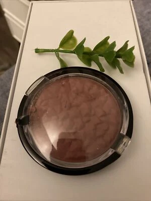 Club A Jet wet set ultra creamy powder Blush with aloe & minerals Shade#2 Medium - Image 1 of 4