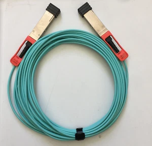 Genuine Cisco 100G AOC 10M QSFP-100G-AOC 10M Active Optic Cable - Picture 1 of 3