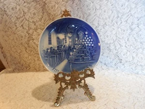 Piatto Bing & Grondahl Natale 1968 "Natale in Chiesa"   - Foto 1 di 4