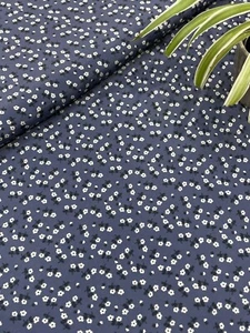 ✅Printed Dress Fabric Crepe Super Soft Smooth Skirts Lining blouse Suits - Picture 1 of 4