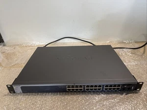 Netgear Prosafe XS728T 28-portowy przełącznik 10 Gigabit L2 + inteligentny - Zdjęcie 1 z 13