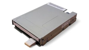 Mitsumi Newtronics D359T6 - Lecteur de disquette 3,5" 1,4 Mo - Beige (sans lunette) - Photo 1/3
