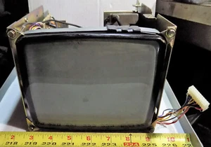 ZENITH ELECTRONICS CORP 7ARF2 Monitor From MILTRONICS QUADRA-CHECK 3000 Control - Picture 1 of 12