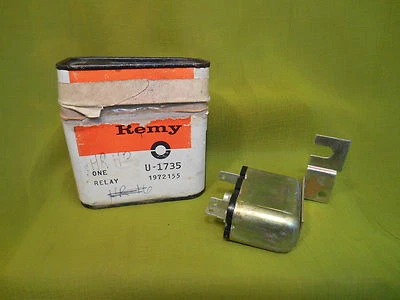 Nuevo de Lote Antiguo Relé de Cuerno Buick 57 58 Roadmaster Century Especial Super Clavo Cabezal 322 364 Foto 1 de 4