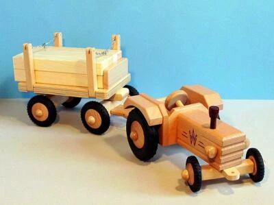 Holzspielzeug Holztraktor ohne Dach und Anhänger Langholz von Werdauer - Bild 1 von 4