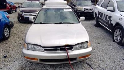 Cilindro maestro de freno usado se adapta a: Honda Accord 1997 grado C Foto 1 de 4