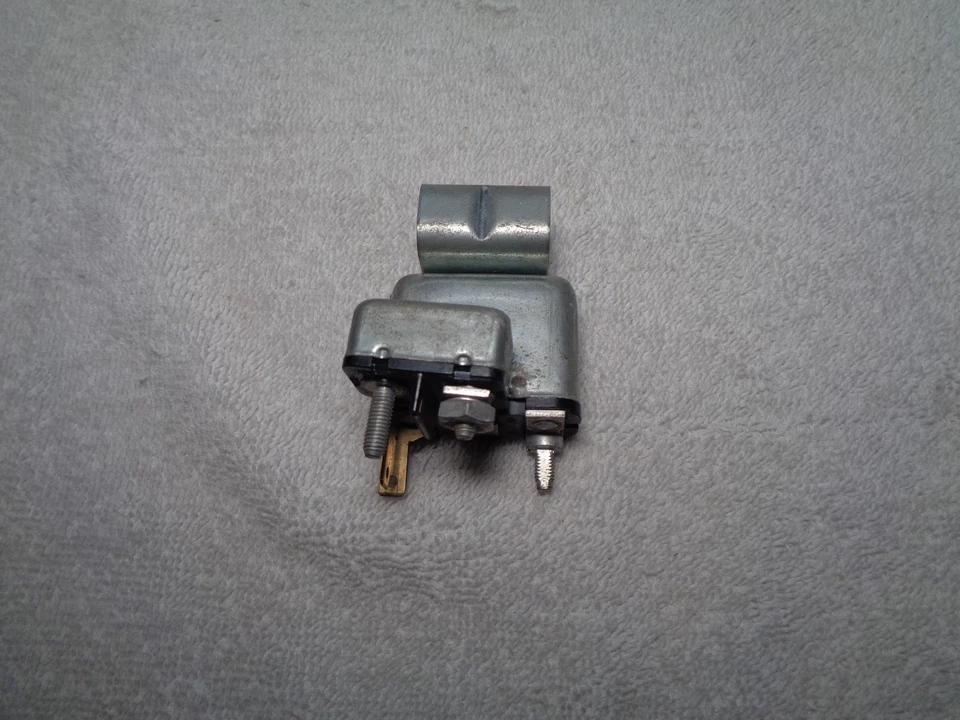 Relé de puerta de faro para Dodge Charger 1971-72 nuevo de stock Foto 1 de 2