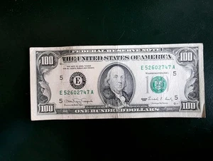 Series 1990 $100 Dollar Bill Federal Reserve Note Circulated - Picture 1 of 2