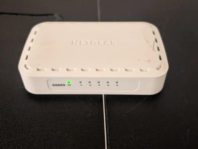 Netgear GS605v5 5 Port Gigabit Ethernet Switch w/ Power Adapter Tested working - Image 1 of 4