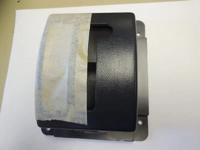 NOS 1986 - 1991 年福特 AEROSTAR SHIFTER BEZEL 亲笔签名转运 — 第 1/4 张图片