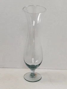 Vintage 9" Vase leicht blau getöntes Glas Blumenvase Made in Mexico 323 - Bild 1 von 5