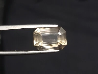 Champagne Smokey Quartz Hand Cut Natural Gemstone (5.3 ct.) (12.4x8.6 mm) - Image 1 of 4