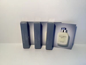 3x Dolce & Gabbana Light Blue Pour Homme Spray EDT 100% AUTHENTIC! 0.8ml Each - Picture 1 of 2