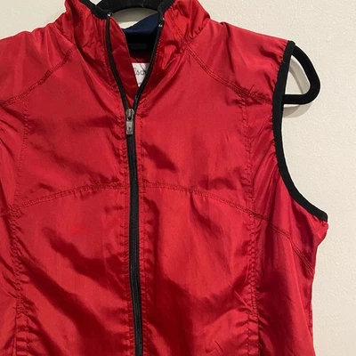 Wilson Red Vest Full Zip Sleeveless Jacket Lightweight Running Activewear Medium - Image 1 of 4