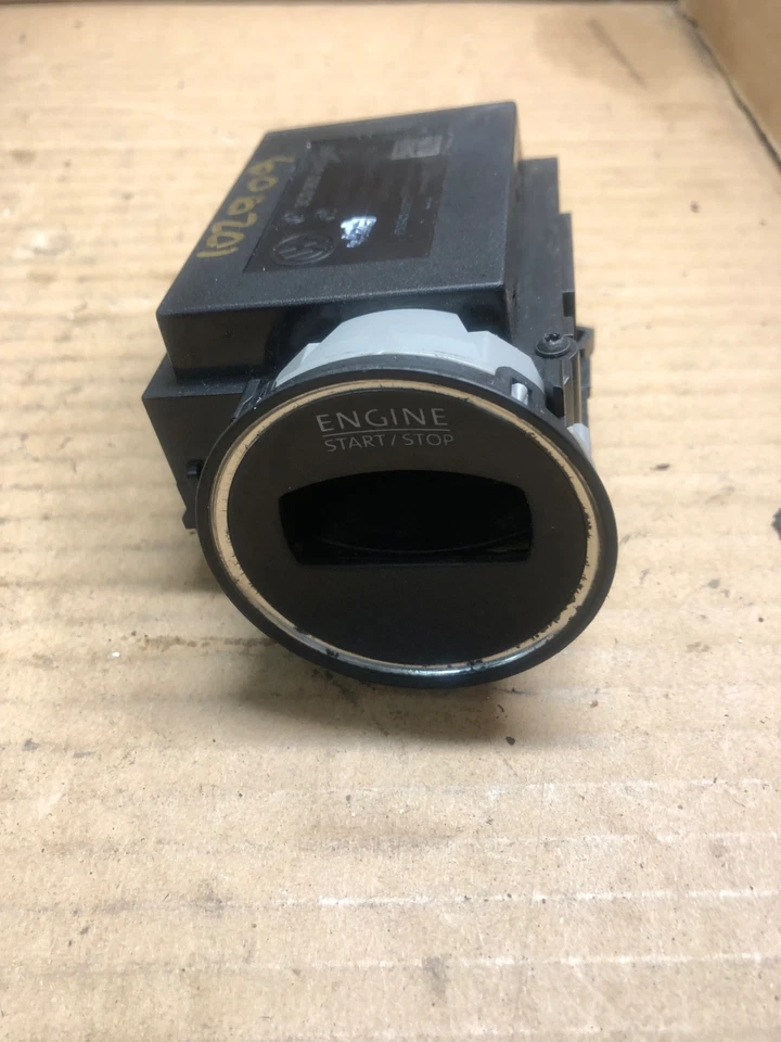 2013-2017  VOLKSWAGEN CC IGNITION SWITCH  P/N 3C0905843AE - Image 1 of 4