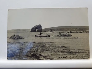 Vintage Postcard, Thurlestone Rock (2YZ) - Picture 1 of 2