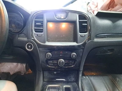 Control de temperatura/calentador/aire acondicionado 2016 300 Sku#4103135 Foto 1 de 4