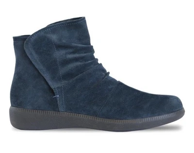 Munro Scout Boot, Bootie in Deep Indigo Suede New Size 6.5 - Image 1 of 4