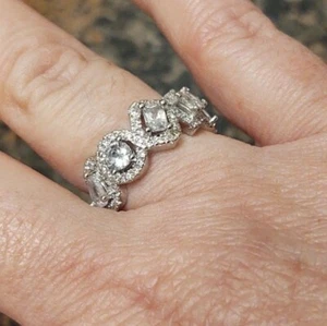Wedding Band or Anniversary Band Sz 7 - Picture 1 of 10