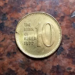 1972 SOUTH KOREA 10 WON COIN - #B2947 - Picture 1 of 2