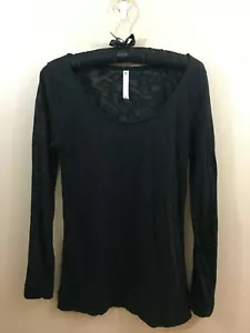 Fabletics Landon Side Slit Black Burnout Sheer Long Sleeve Top - Size Medium - Bild 1 von 3