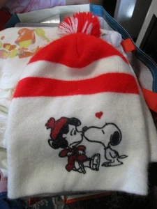 Snoopy Peanuts Vintage Ski Cap 1958 Orlon Acrylic Knit Hat Beanie Pom Pom USA - Picture 1 of 4