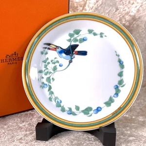 Vintage Hermes Paris Small Plate Toucans Porcelain Tableware 13cm w/ Case - Picture 1 of 14