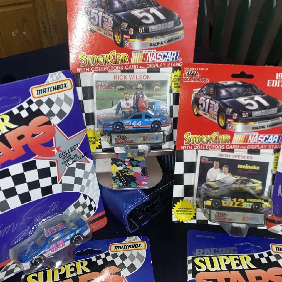 Nascar Stock Car Edición 1993 Matchbox Racing Superstars Bill Elliott ¡Un Más!!�� Foto 1 de 4
