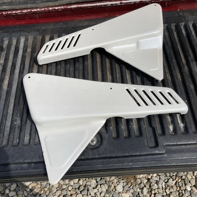 Fundas laterales izquierda y derecha Ducati 860GT 900GTS Foto 1 de 4