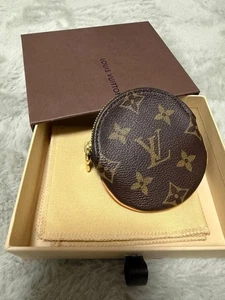 LOUIS VUITTON Estuche para Monedas Monograma Cuero Marrón Redondo LV Logo Cremallera Moda Nuevo - Imagen 1 de 12