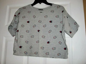 Women's~CHAMPION~CROPPED~ALLOVER LOGO PRINT~COTTON JERSEY ~TEE TOP SIZE XS~CUTE - Picture 1 of 7