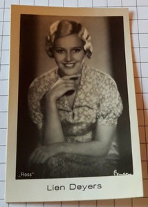 Film Star LIEN DEYERS | Portrait Photo - Trading Card #3134