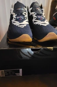 Size 15 - Nike LeBron 17 UConn 2020 - Picture 1 of 6