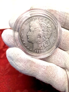 Dólar de plata Morgan 1921 raro E Pluribus Unum marca de ceca D - Imagen 1 de 4