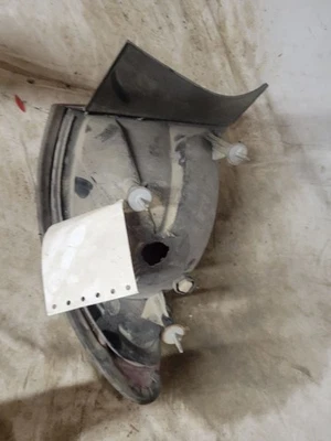 Cuarto de luz trasera de pasajero montado en panel para 95-96 MONTE CARLO 85387 Foto 1 de 2